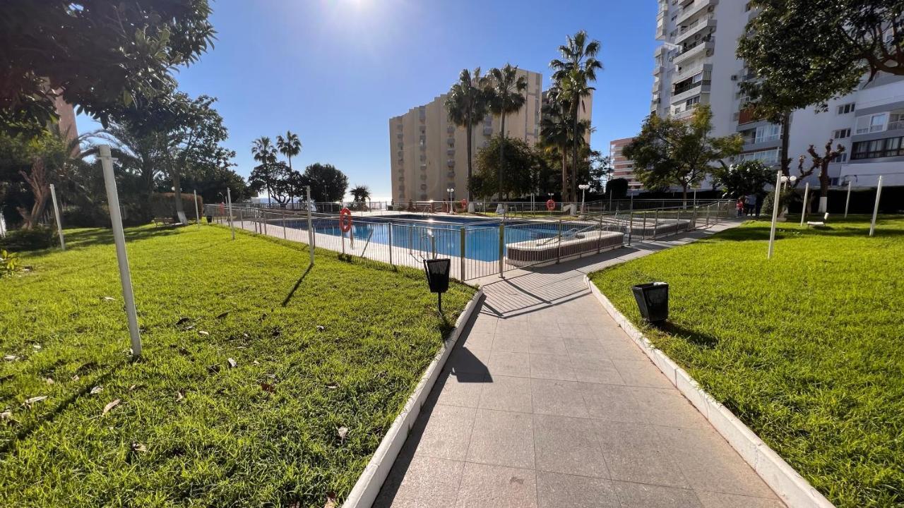 베날마데나코스타 7º Cielo 1ª Linea De Playa. Puerto Marina. Wifi 아파트 외부 사진